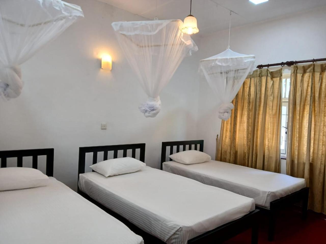 Kandy Twin Hostel Exterior photo